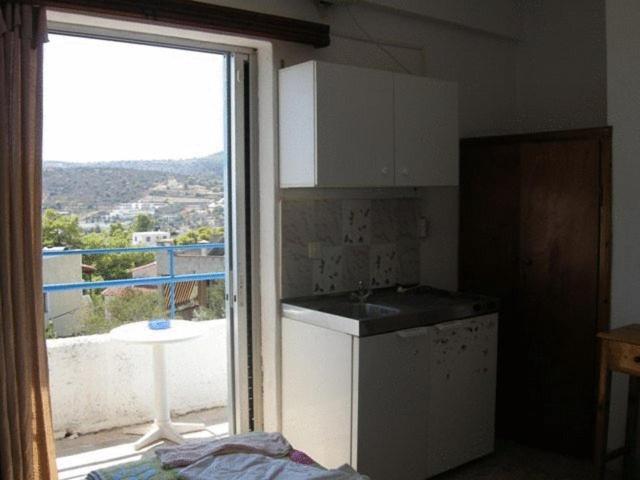Efrosyni Apartments Agia Marina  Esterno foto